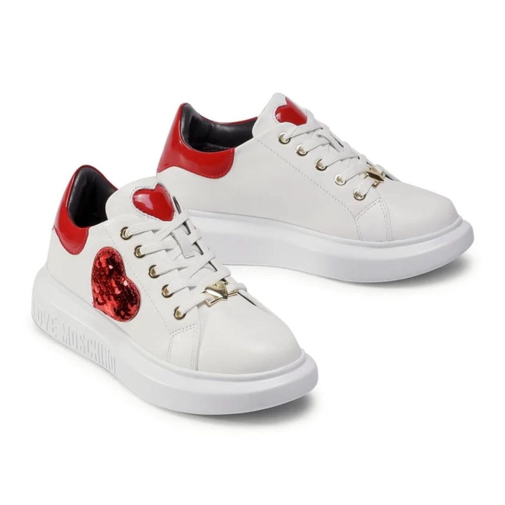 LOVE MOSCHINO SNEAKERS